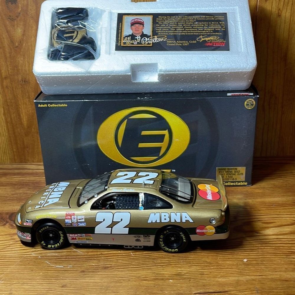 Winston Cup Collectable Ward Burton #22 MBNA Gold 1997 Pontiac Elite 1 of 1500‎